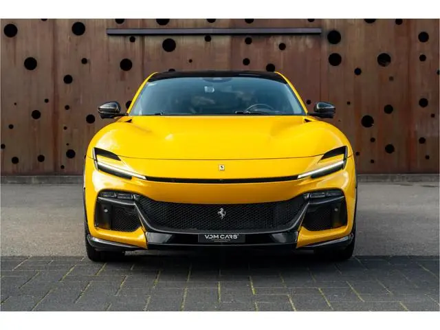 Ferrari Purosangue 6.5 V12 | Vol Carbon | Massage stoelen | Giallo Modena | Painted Shields |
