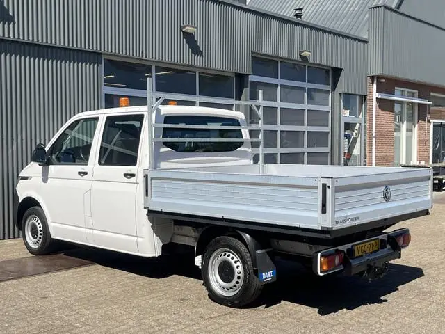 Volkswagen Transporter 2.0 TDI L2H1 DC Open laadbak Pick-up met Airco Cruise controle Trekhaak 2200k...