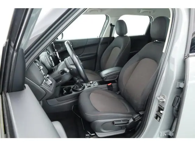 MINI Mini Countryman 1.5 One | Rijklaar! | Cruise Contr. | Navi | All Season | Bluetooth | PDC A | 1...