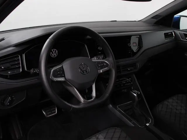 Volkswagen Polo 1.0 TSI R-Line Automaat Camera Parkeer sensoren Adaptive Cruise control Climate Cont...