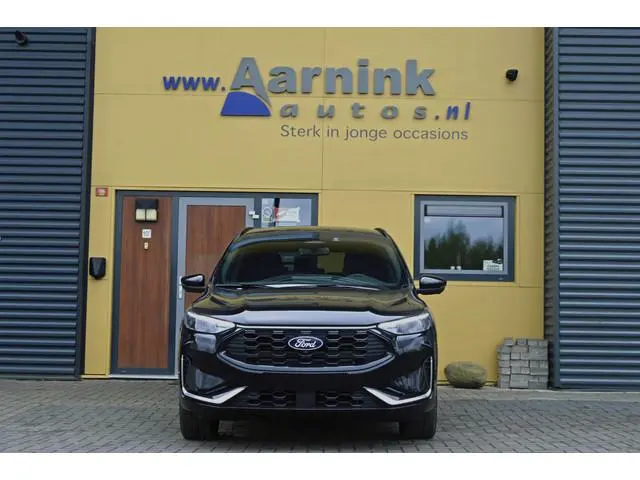 Ford Kuga 2.5 Phev 243 pk ST-line X ....... Betreft een nieuwe Ford Kuga