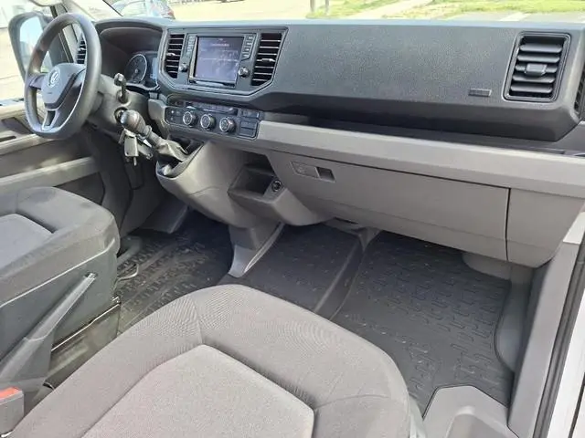 Volkswagen Crafter 2.0 TDI L3 H3 140pk Black Line Airco Navigatie Spoilerpakket