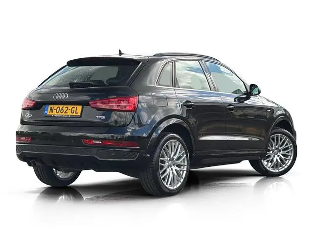 Audi Q3 1.4 TFSI 150 PK S-Line ✅ Pano ✅ Leder ✅ LED
