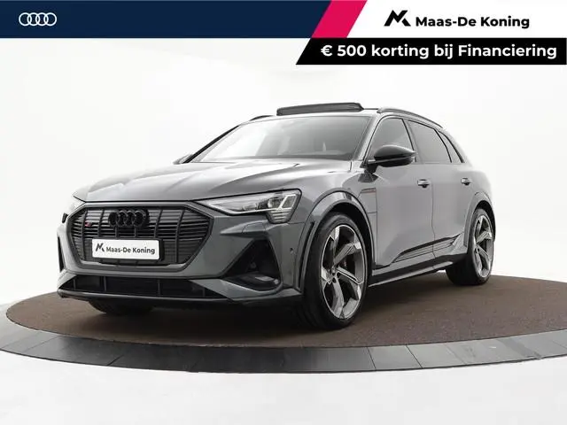 Audi e-tron S quattro 95 kWh 503pk · SOH 98,5% · Panoramadak · Luchtvering · Camera · Leder Valcona...