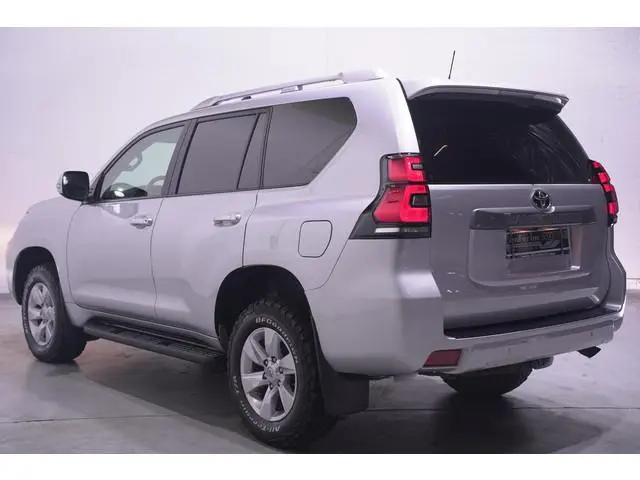 Toyota Land Cruiser 2.8 D-4D-F 177 pk 5 Drs Grijs Kenteken 2-Zits 4WD Airco, Cruise Control, Histori...