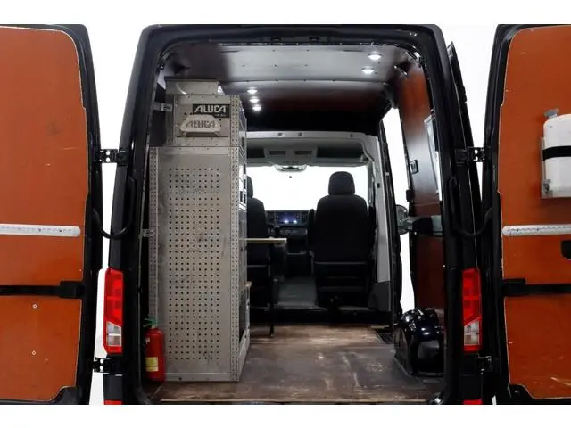 Volkswagen Crafter 35 2.0 TDI 140pk L3H3 (L2H2) DSG-Automaat Camera/230V/Draaistoelen 07-2021