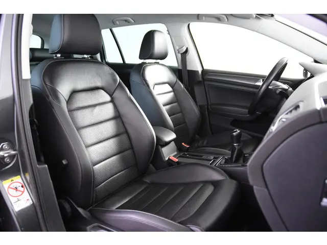 Volkswagen Golf Variant 1.0 TSI Trendline *Leer*Camera*Carplay*