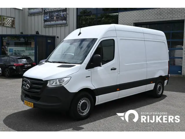 Mercedes-Benz eSprinter 312 L2H2 FWD 56 kWh Camera, Stoelverwarming