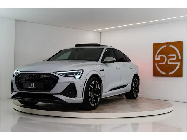 Audi e-tron Sportback S Quattro 95 kWh 504PK | Pano | Matrix | 360 | Luchtvering | Memory | Garantie