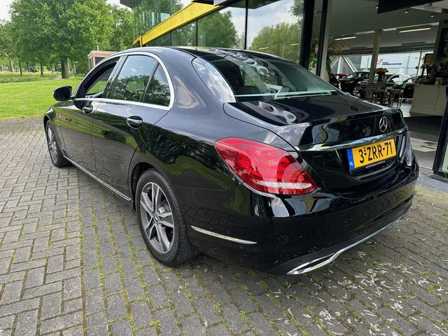 Mercedes-Benz C-klasse 180 Lease Edition