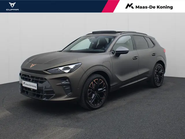 CUPRA Terramar 1.5TSIe-Hybrid 200kW/272PK VZ Performance · Panoramadak · 360°Camera + Parkeersensore...