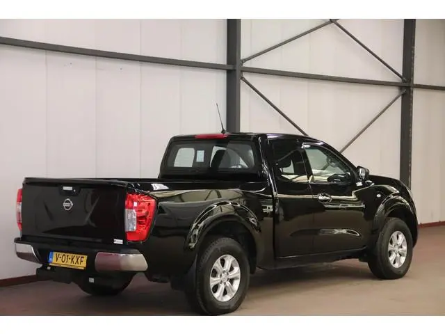 Nissan NAVARA 2.3 dCi PICK UP 4X4 3500KG trekvermogen Nissan NAVARA 2.3 dCi PICK UP 4X4