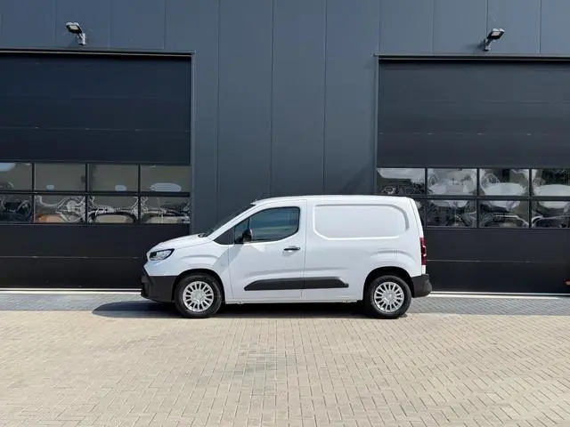 Toyota pro-ace