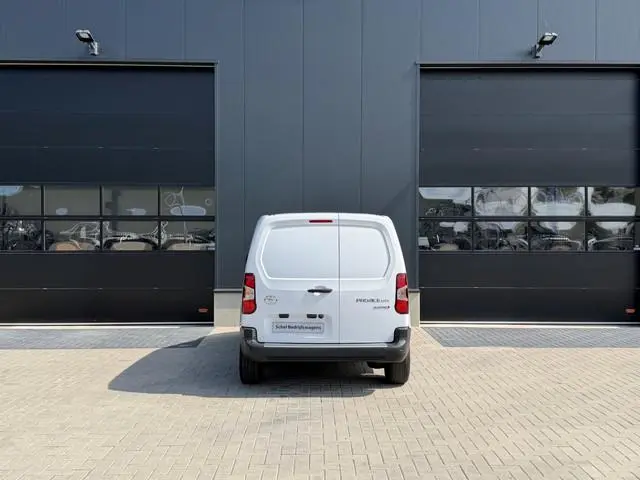 Toyota pro-ace