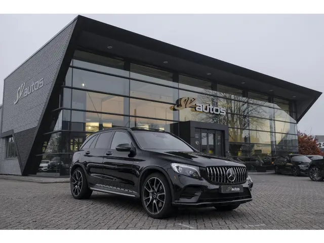 Mercedes-Benz GLC-klasse GLC43 AMG 367pk 4MATIC Panoramadak Luchtvering Burmester Trekhaak Distronic...