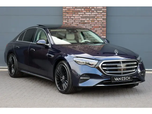 Mercedes-Benz E-klasse 400 e 4MATIC Exclusive Line | Hypercreen | Luchtvering | Achterasbesturing |...