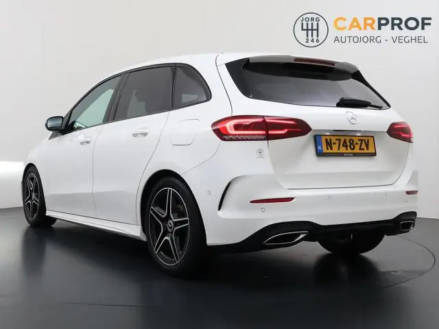 Mercedes-Benz B-klasse 180d Business Solution AMG Trekhaak | Stoelverwarming |  NAP