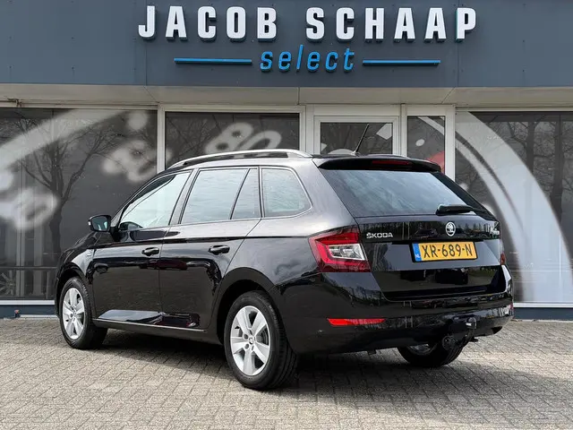 ŠKODA Fabia Combi 1.0 TSI Clever / Trekhaak / Carplay / Navi / PDC achter / Clima