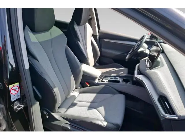 ŠKODA Enyaq 60 Loft | Pano | Matrix LED | Achteruitrijcamera