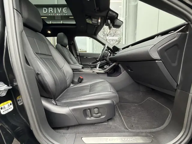 Land Rover Range Rover Evoque 1.5 P300e AWD R-Dynamic SE Black Style|Schuif/kantel dak|Meridian|Sfee...