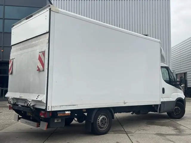 Iveco Daily 35S14 2.3 | AUTOMAAT | BAKWAGEN / MEUBELBAK | LAADKLEP | CAMERA | CLIMATE CONTROL | BLUE...