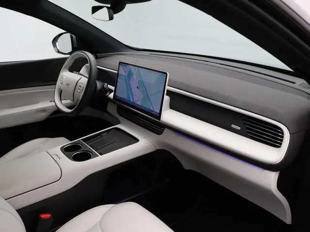 XPENG G6