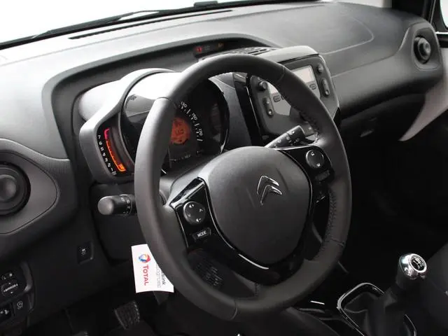 Citroen C1 1.0 VTi Feel Airco Bluetooth Led 5 Deurs Radio