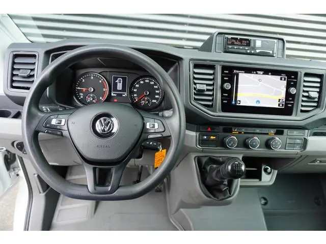 Volkswagen Crafter 35 180pk L3H3/L2H2 Apple Carplay Trekhaak Tacho LED Navigatie Camera  Cruise cont...