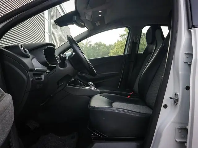 Renault ZOE R135 Intens 52 kWh Clima | Cruise | Navi | Led | Stoelverwarming | Camera | Pdc | SOH 94...