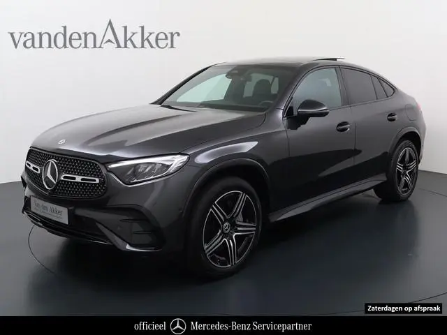 Mercedes-Benz GLC 300e AMG Coupé 4Matic // SoH 97,2% // Trekhaak // Panoramadak // Headup Display //...