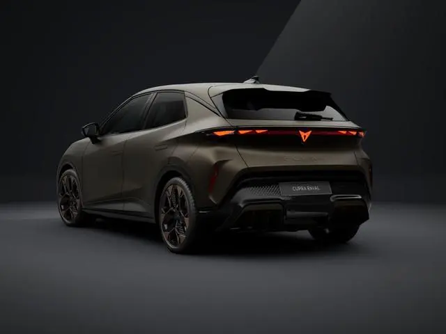 CUPRA Raval Performance 56 kWh 211PK | 360 Camera | Elektrisch Verstelbare Stoelen | Verwarmbaar Stu...