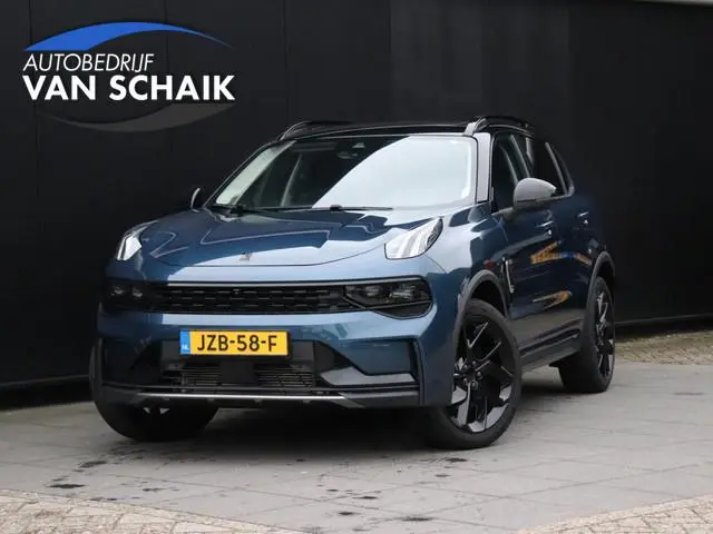Lynk & Co 01