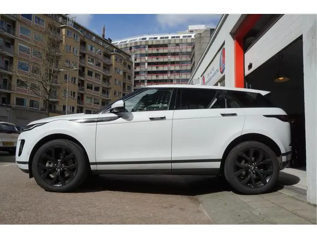 Land Rover Range Rover Evoque 2.0 D180 AWD R-Dynamic HSE | NAP | Pano | Meridian | Sfeerverlichting...
