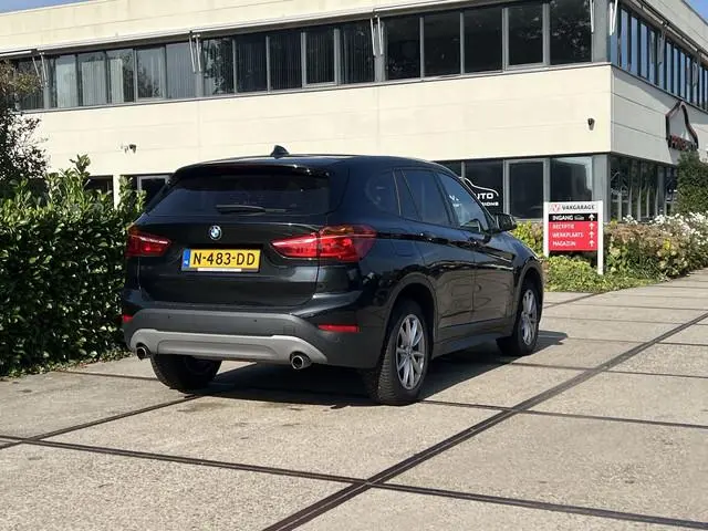 BMW X1 sDrive20i High Executive |CRUISE|STOELVERW.|NAVI| 19526