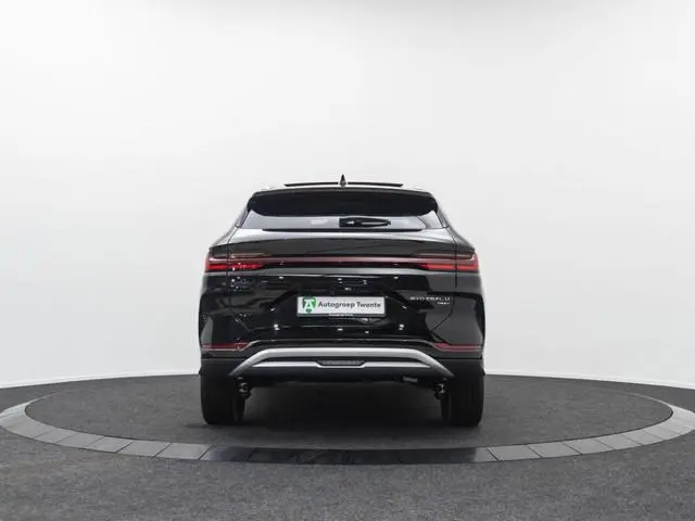 BYD SEAL U