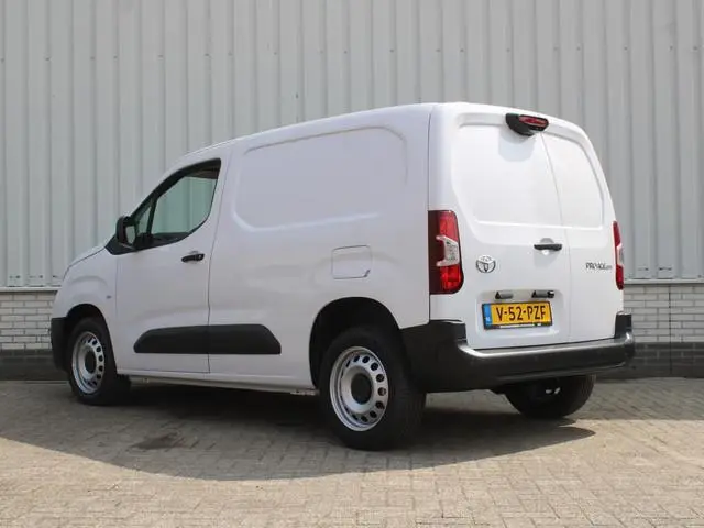 Toyota pro-ace