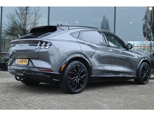 FORD MUSTANG MACH-E EXTENDED FIRST EDITION AWD 98KWH ORIG. NL | 373PK | SOH 93% | CARPLAY | 360 CAME...
