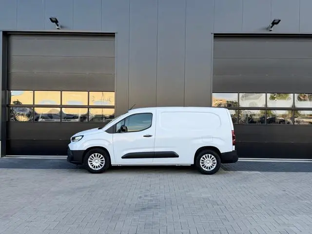 Toyota pro-ace