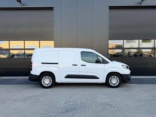 Toyota pro-ace