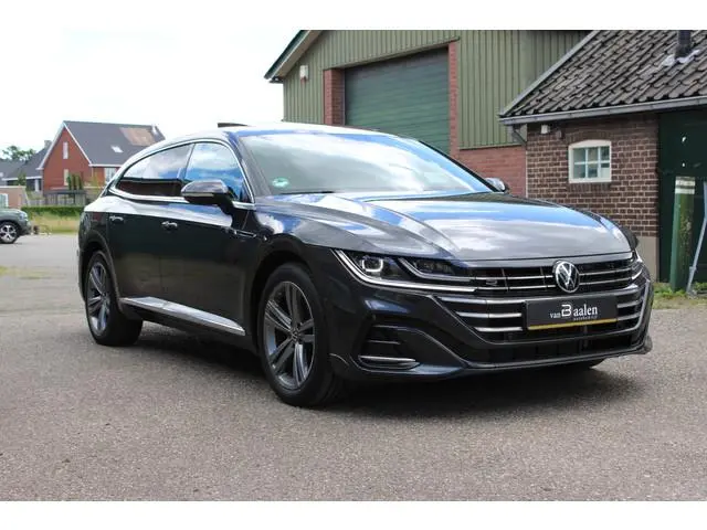 Volkswagen Arteon Shooting Brake 1.4 TSI eHybrid R-Line PHEV SOh 98.1% PANO STAND LED 23000KM!!!