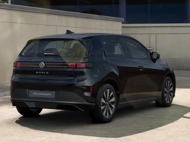 Volkswagen ID. Polo Life First Edition 52 kWh accu, 211 PK · Achteruitrijcamera · Draadloze telefoon...
