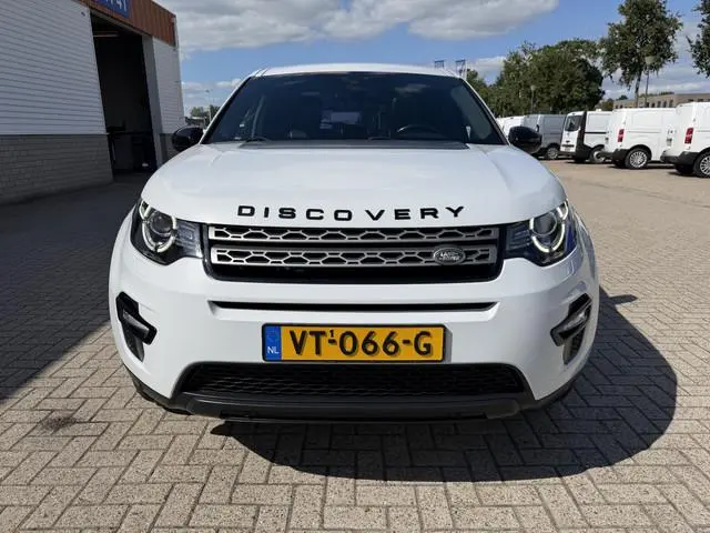 Jaguar Land Rover Discovery Sport grijs kenteken / vaste prijs rijklaar € 14.950 ex btw / 4x4 / trek...