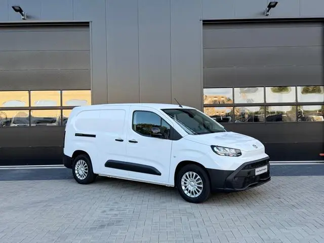 Toyota pro-ace
