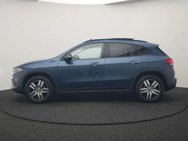 Mercedes-Benz EQA 250 Business Solution Luxury 67 kWh 191pk Dealer O.H | Trekhaak Af Fabriek | Panod...