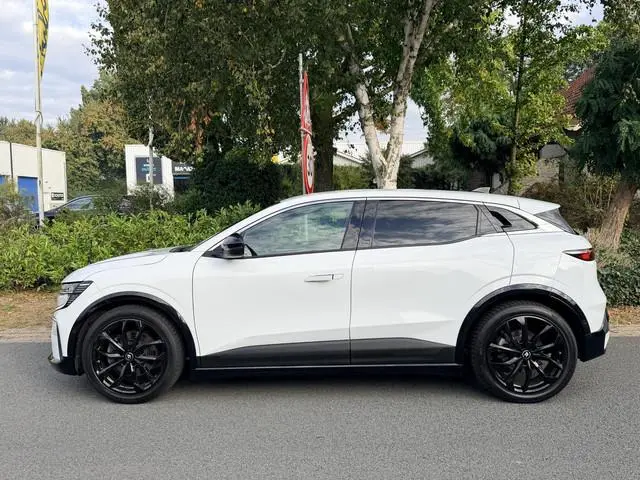 Renault Megane E-Tech EV60 Techno 220PK•Warmtepomp•ACC