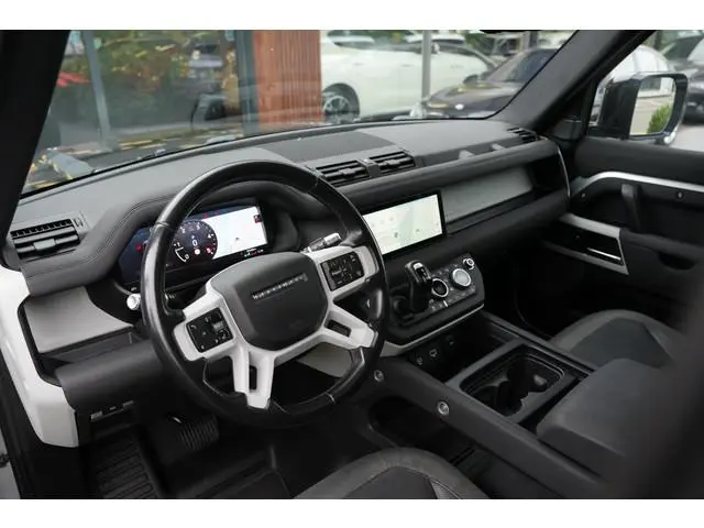 Land Rover Defender 2.0 D240 110 HSE Pano Grijs kenteken Perfect onderhouden