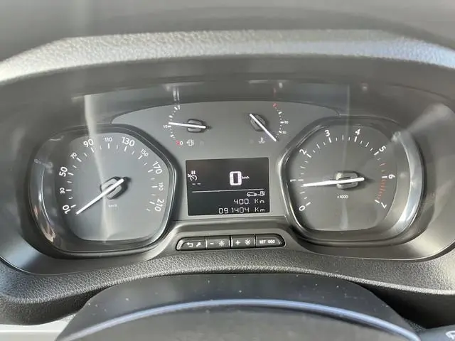 Peugeot Traveller