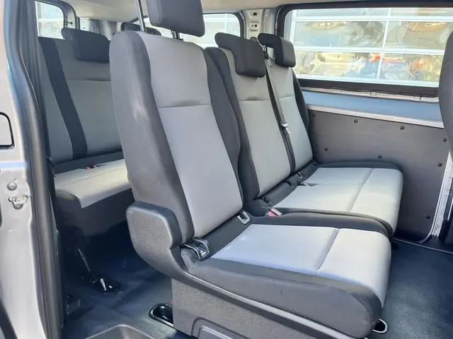 Peugeot Traveller