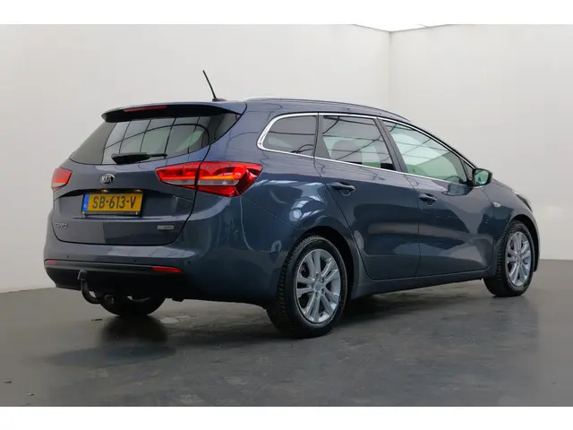 Kia cee'd 1.0 T-GDi DynamicLine | Achteruitrijcamera | Stoel/stuurverwarming | Bluetooth