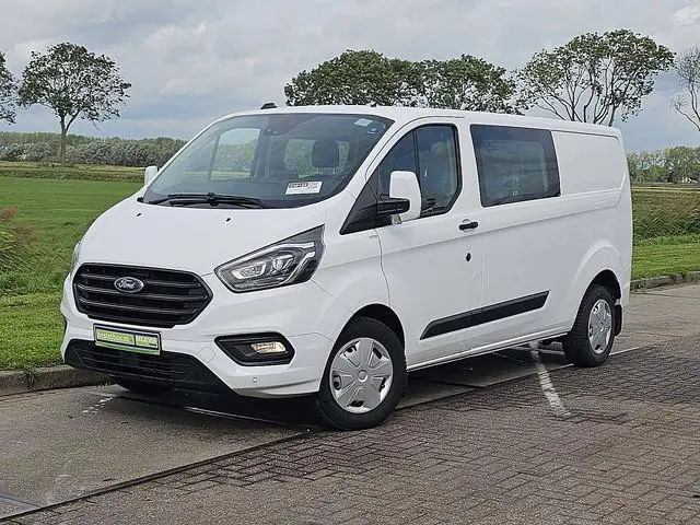 FORD TRANSIT CUSTOM 2.0 l2h1 dubbele cabine!